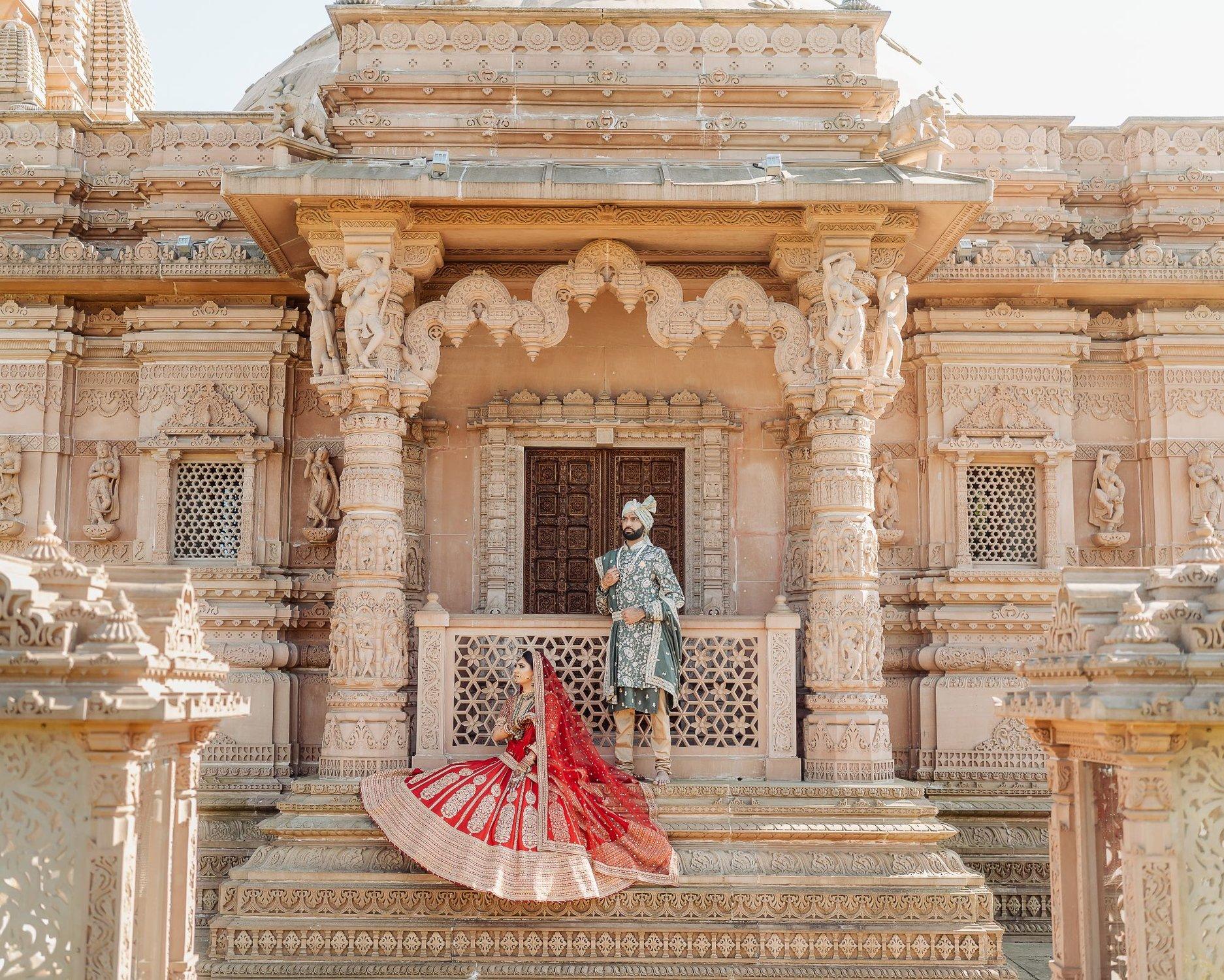 carousel-hero-element image-0