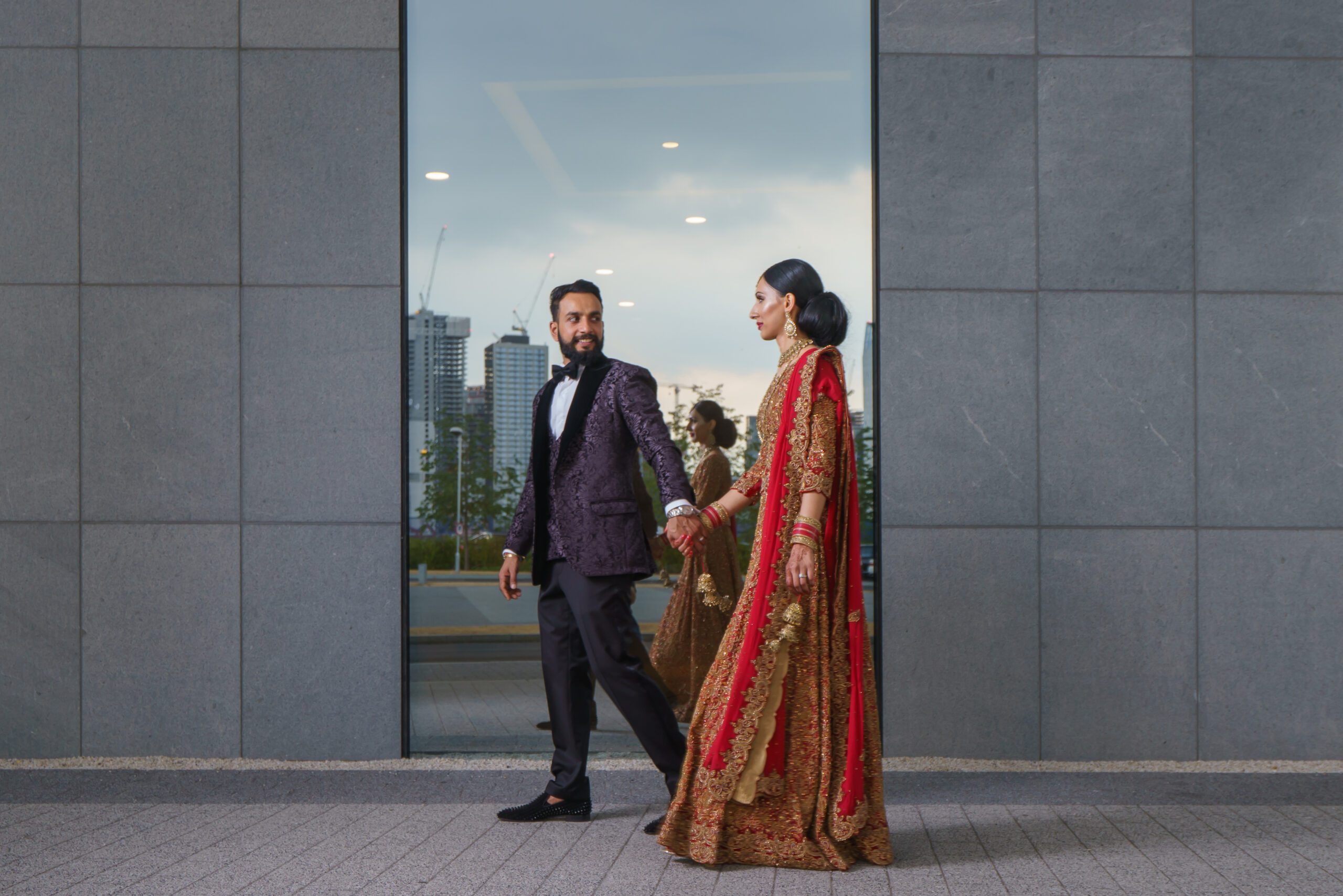 Indian Wedding Photographer Captures Navraj & Navpreet’s Traditional Wedding At Intercontinental O2